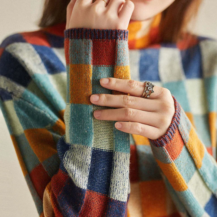 Lune London | Cozy colorblock plaid sweater for everyday style