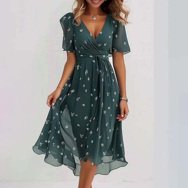 Lune London | Stylish Floral Dress with Short Sleeves