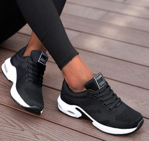Lune London - Lightweight and breathable orthopedic sports sneakers for women | Casual sporty running shoe with air cushion sole