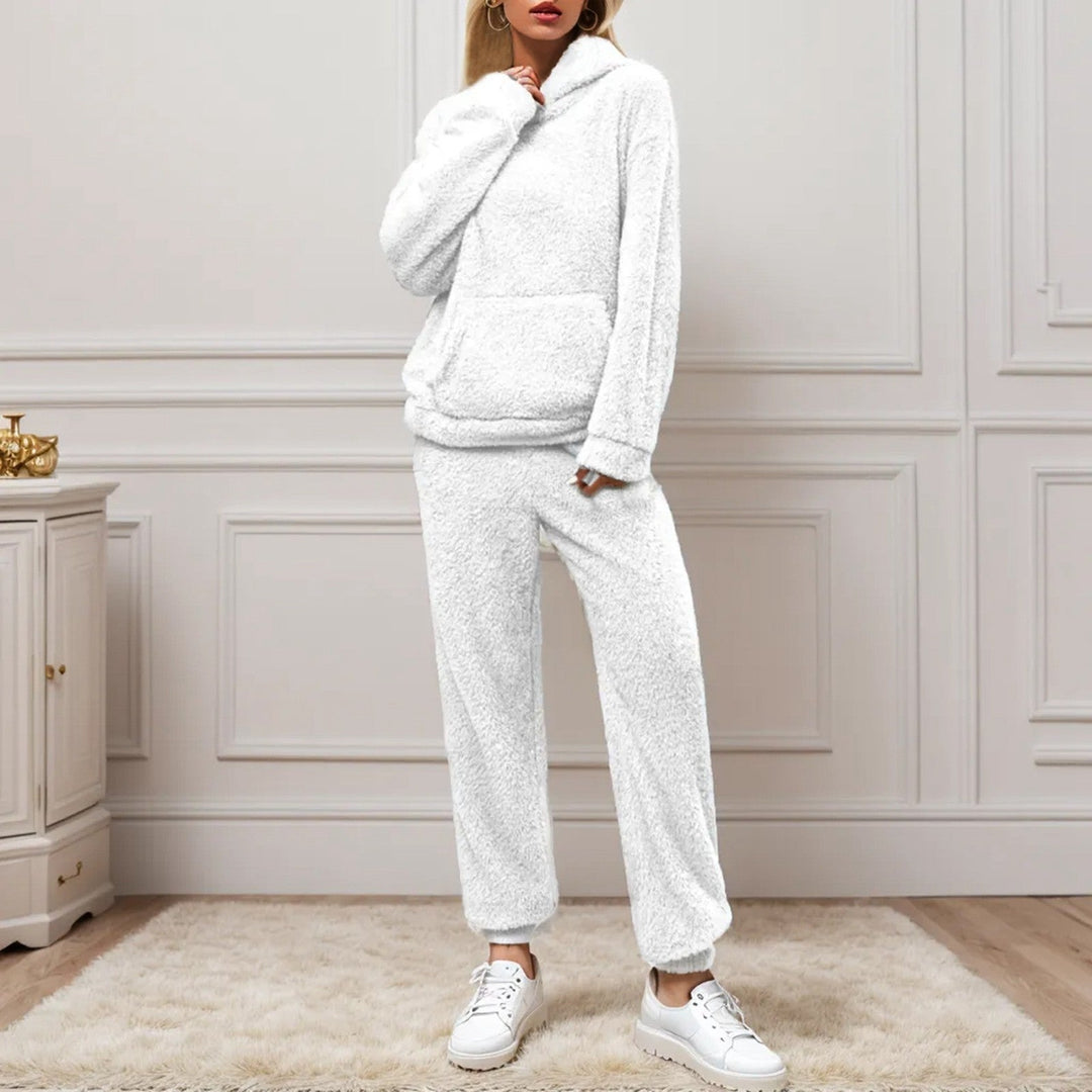 Lune London | Warm House Suit for Winter