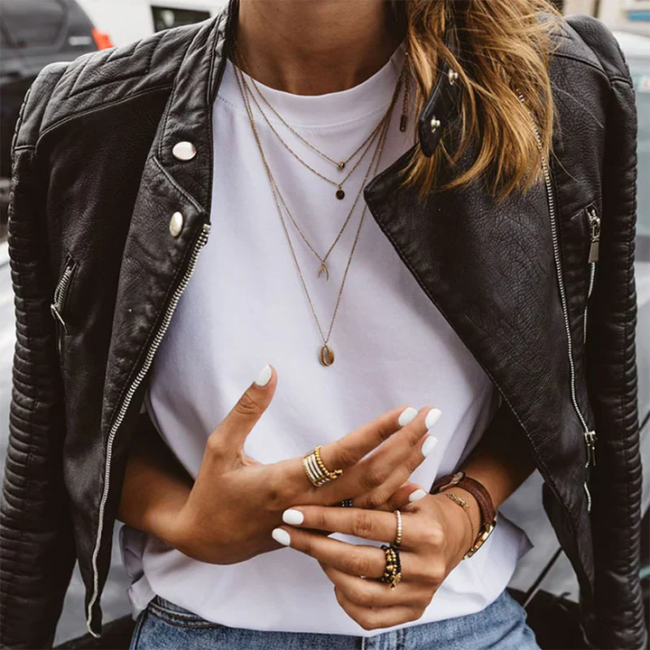 Chic und Stil | Elegant Leather Jacket for Women