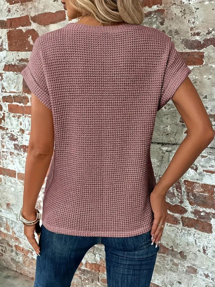 Lune London | Casual Knitted T-Shirt with Texture for Women