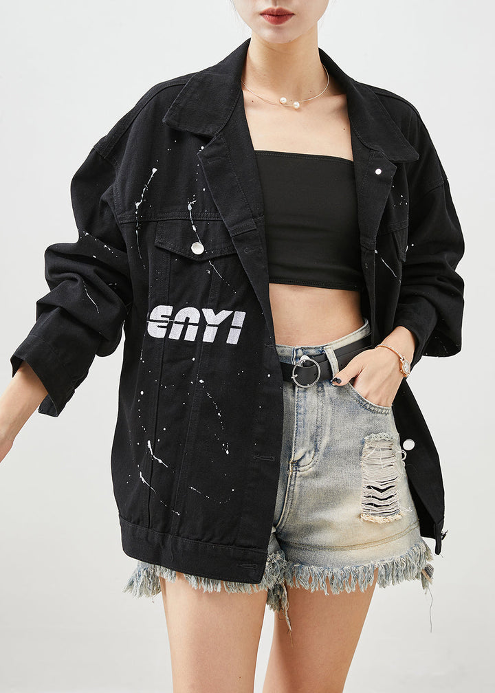 Chic und Stil | Oversized Black Letter Print Denim Jacket