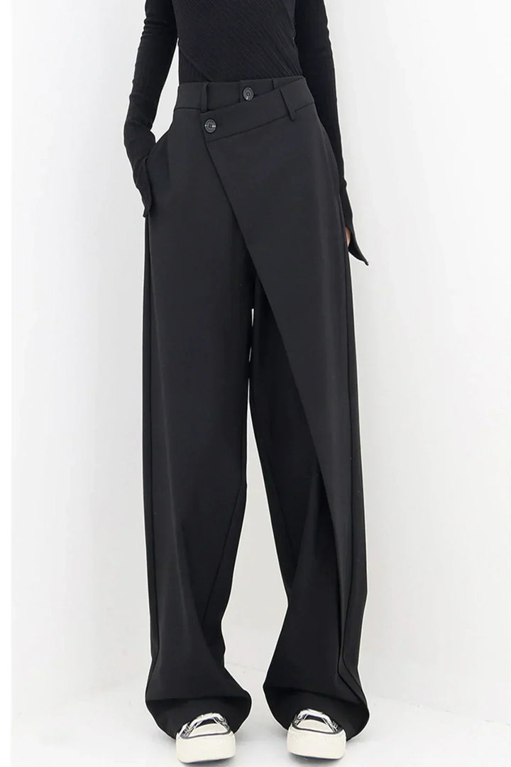 Lune London | Loose trousers for casual elegance and daily comfort