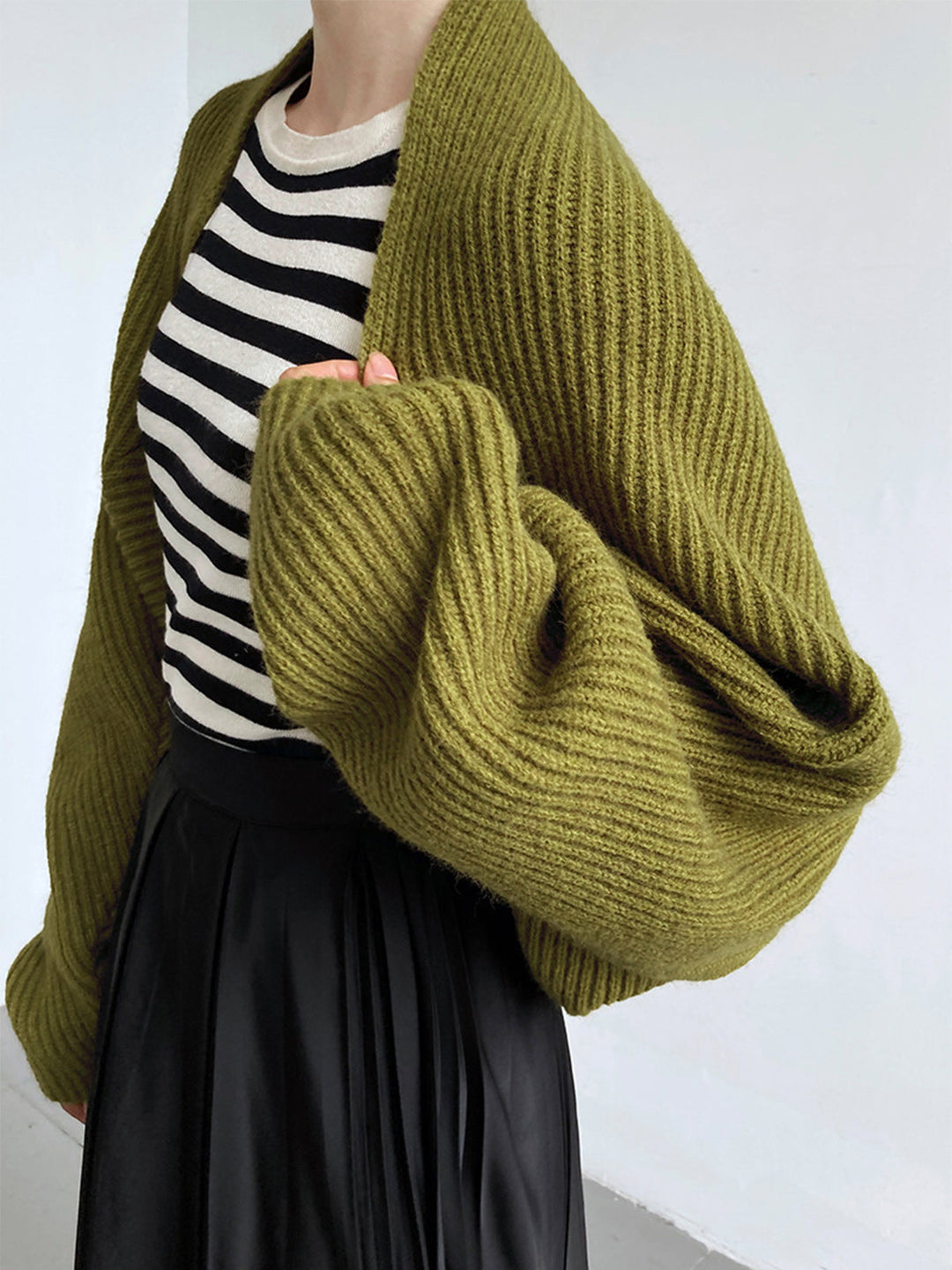 Lune London | Knit Bolero with Long Sleeves Soft and Modern Perfect for Layering