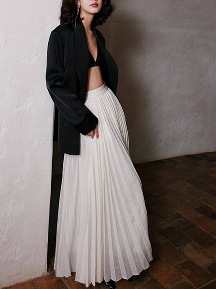 Lune London | Elegant Pleated Maxi Skirt