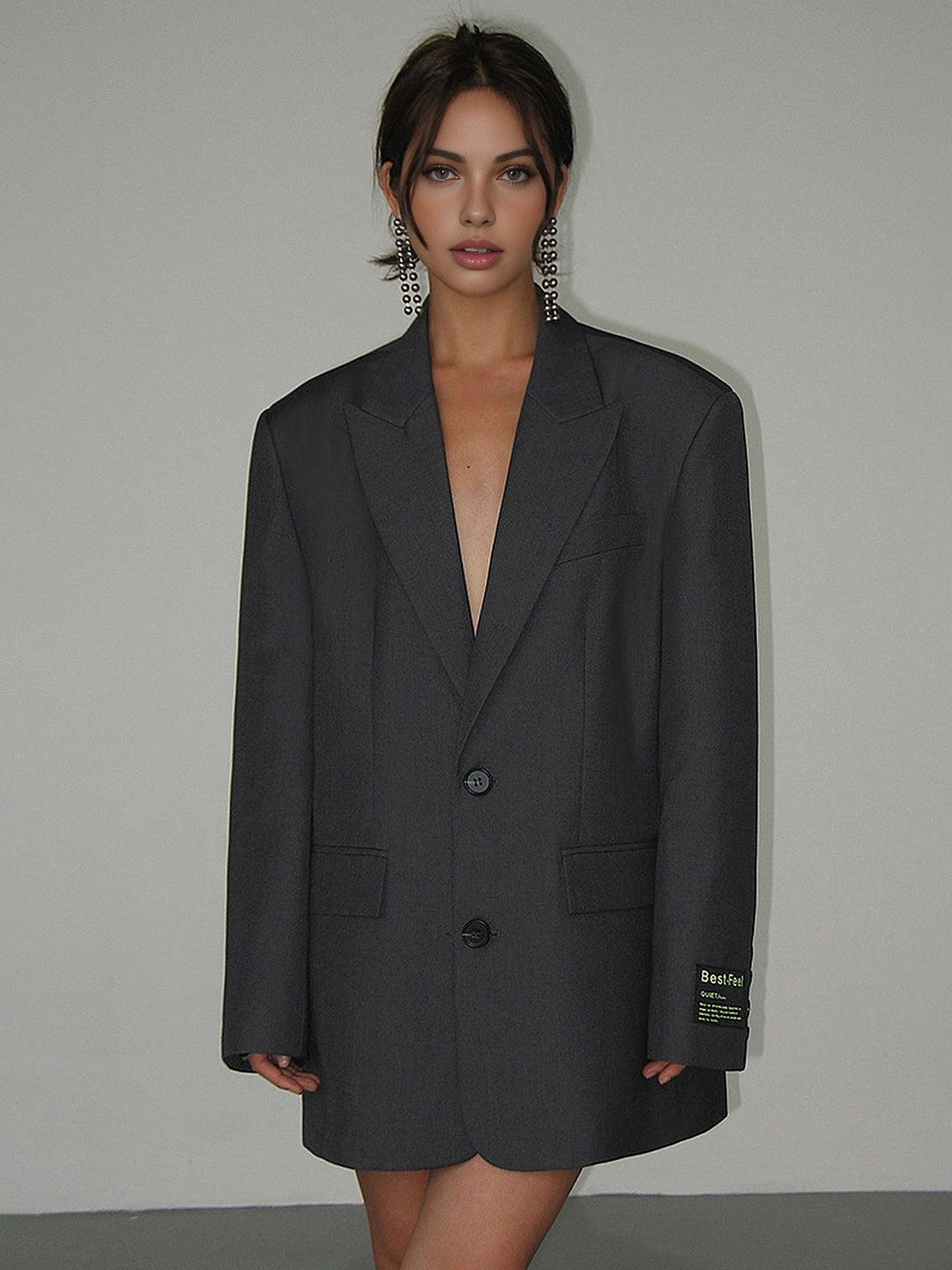 Lune London | Oversized blazer with lapels and classic button closure