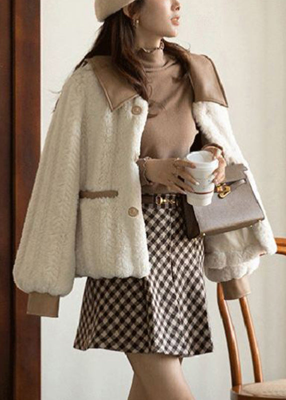 Lune London | Winter coats with white Peter Pan collar and faux fur buttons