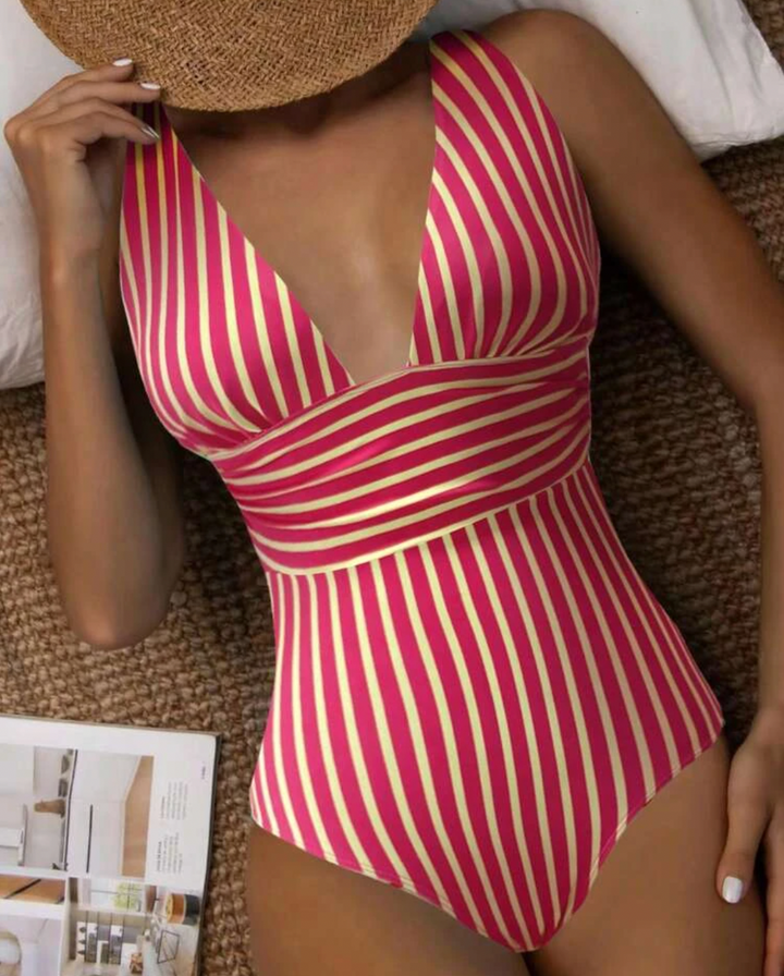 Lune London | Modern and Eye-Catching Swimsuit for Summer
