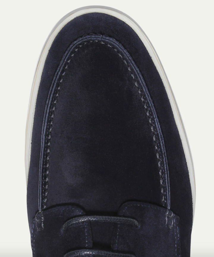 Chic und Stil | Stylish and Comfortable Men's Shoes