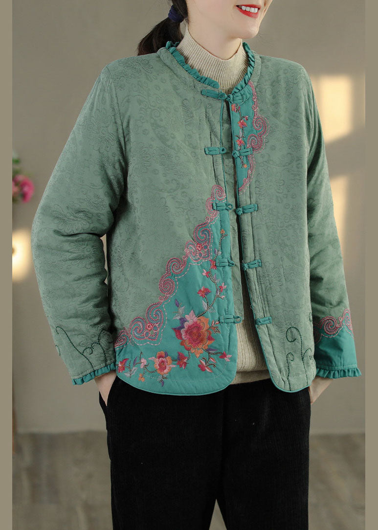 Chic und Stil | Fine cotton round embroidered coats with green ruffles
