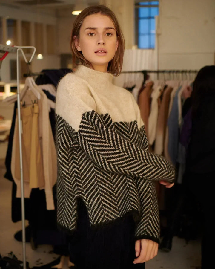 Lune London | Cozy sweater made of soft fabric