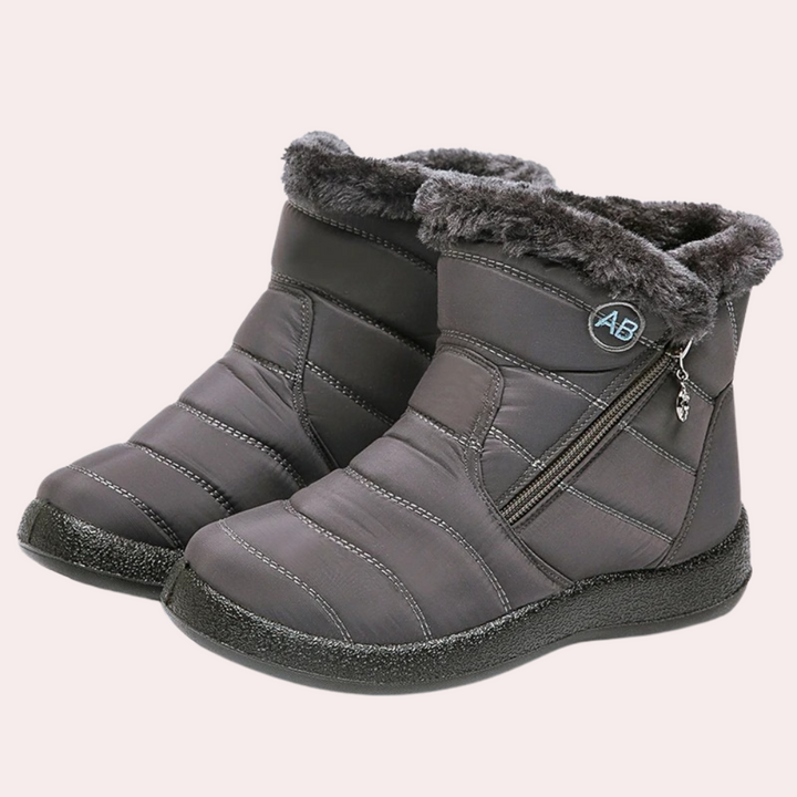 Lune London | Boots - Warm lined, quilted design - Zipper & non-slip sole