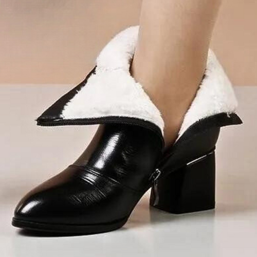 Lune London | Ankle boots - Structured finish - Block heel - Rounded toes - Side buttons
