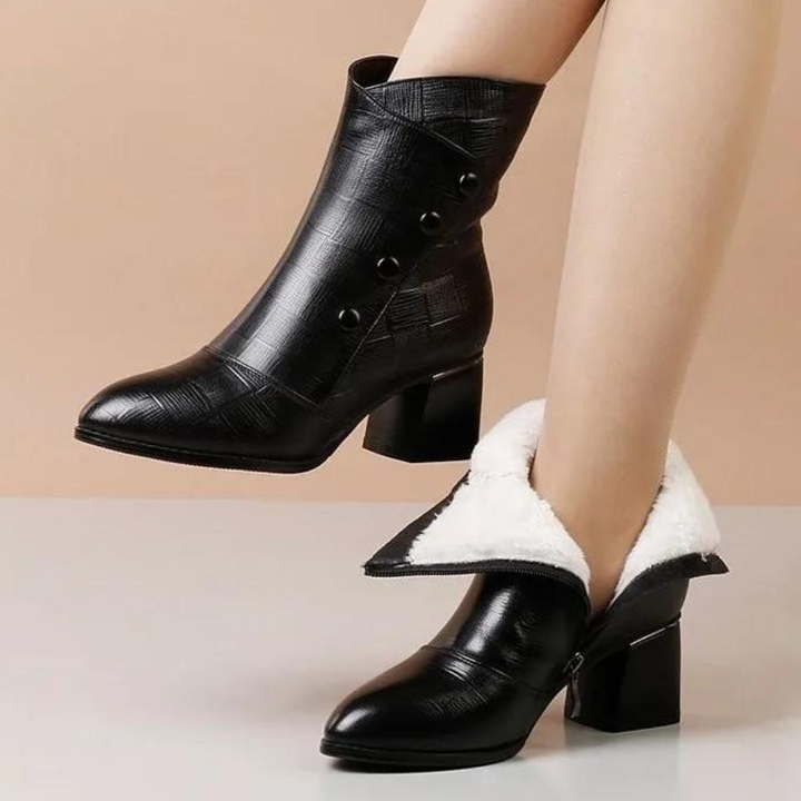 Lune London | Ankle boots - Structured finish - Block heel - Rounded toes - Side buttons