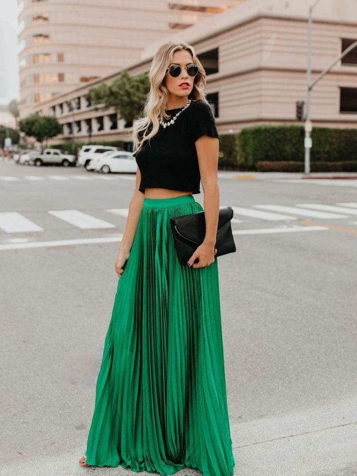Lune London | Fashionable Pleated Skirt