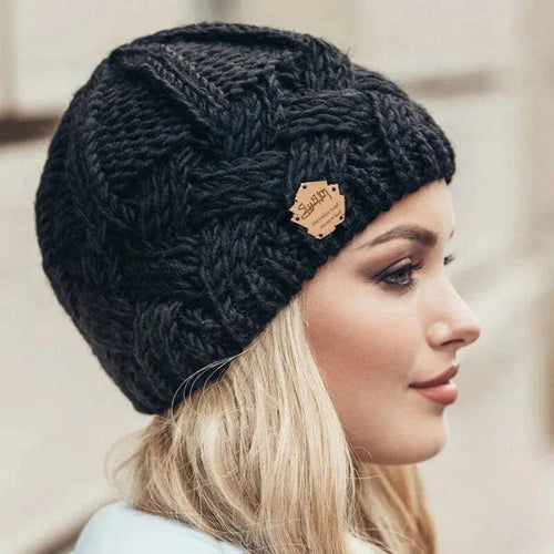 Lune London | Soft and Fashionable Knitting Hat