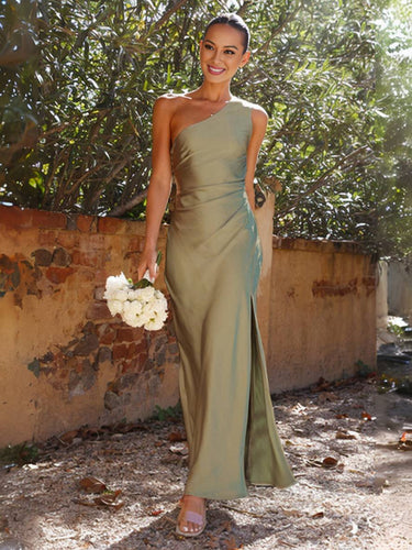 Lune London | Dress Bridesmaid Made Of Satin Fitted with Slit On The Side One Shoulder Sleeveless Elegant Evening Dress for Wedding