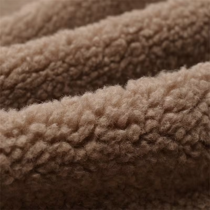 Chic und Stil | Short women's jacket with teddy fleece