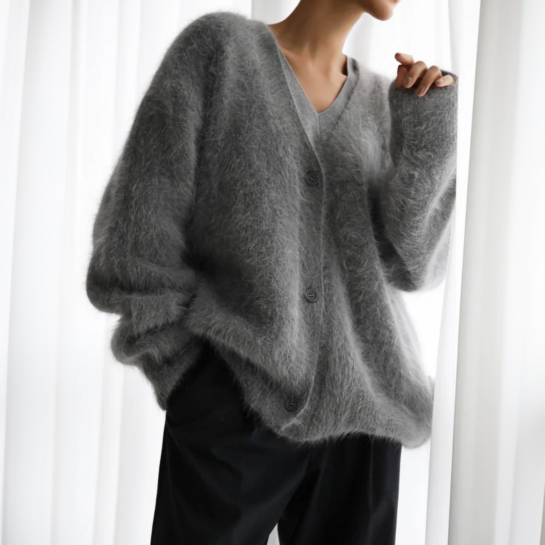 Lune London | Cozy Couture - Luxurious cashmere gilet