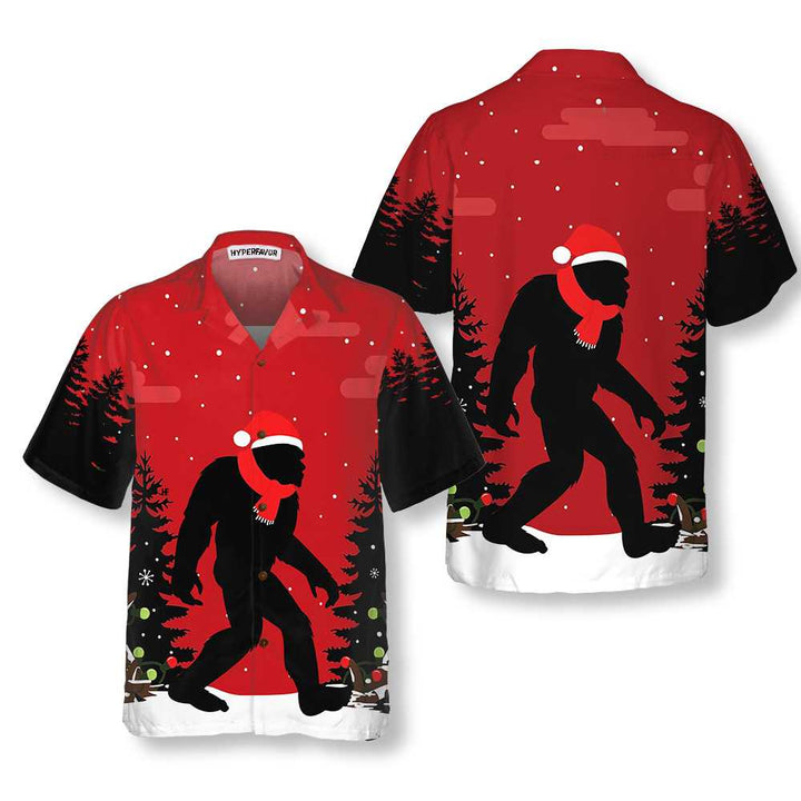 Lune London | Chemise hawaïenne Bigfoot de Noël dans les bois, T-shirt Bigfoot de Noël amusant pour hommes
