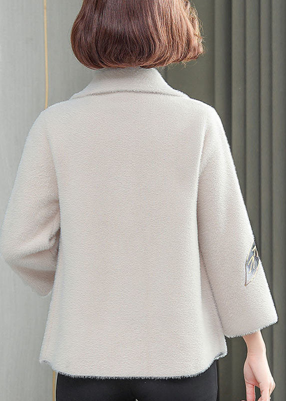 Lune London | Velvet coats with mink hair embroidered with white leaves Winter