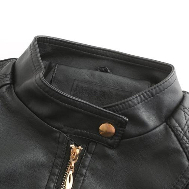 Chic und Stil | Elegant leather jacket for women in genuine leather