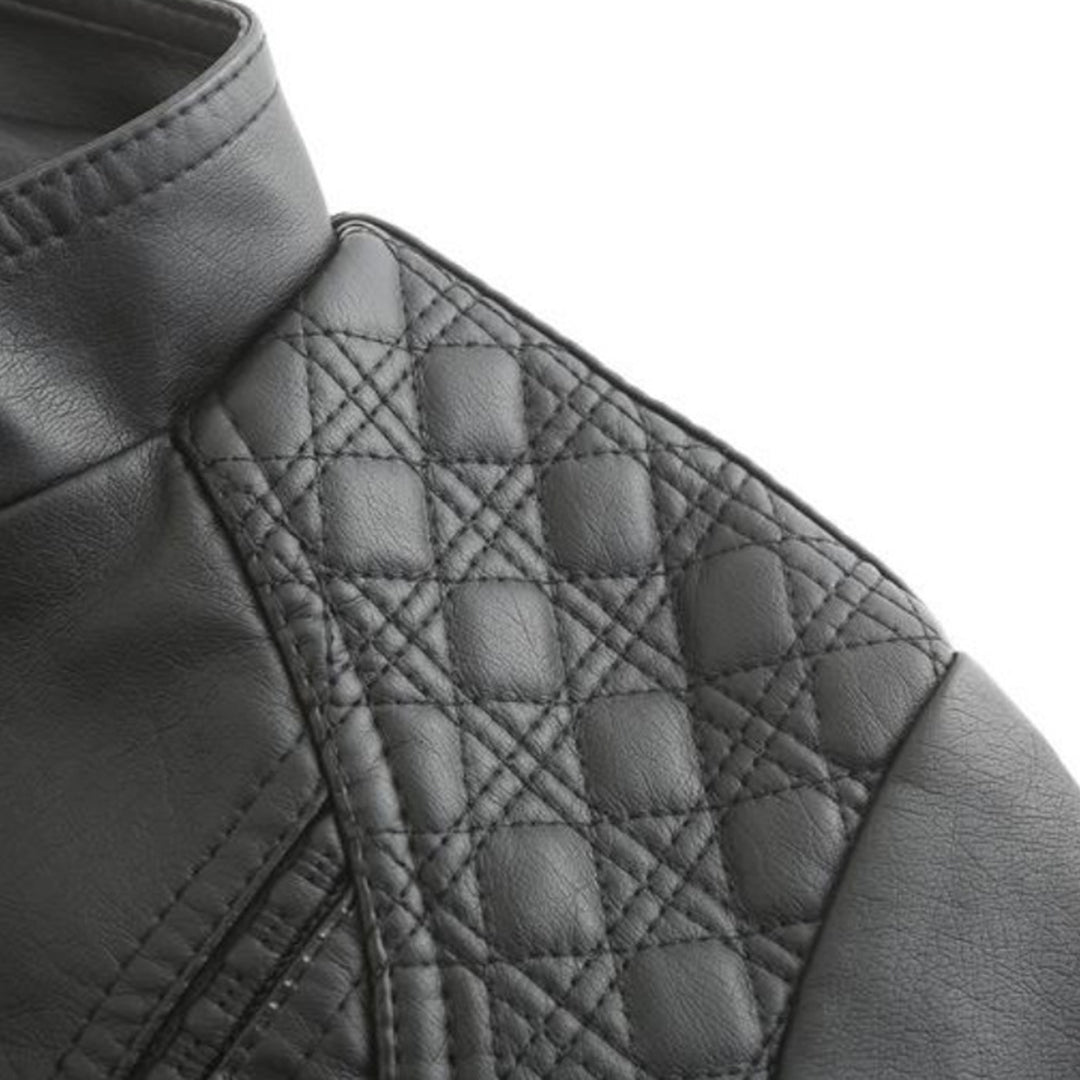 Chic und Stil | Elegant leather jacket for women in genuine leather