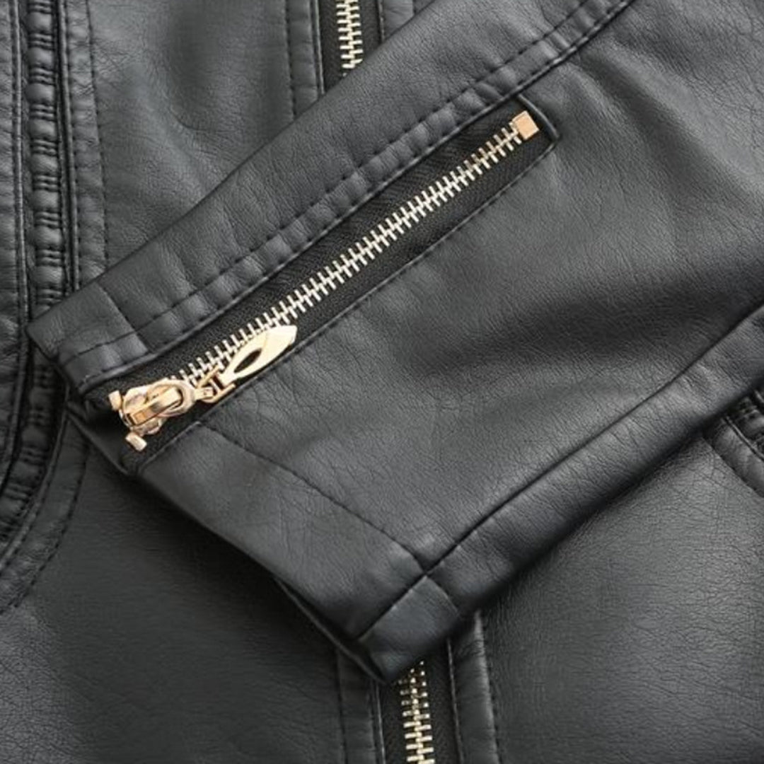 Chic und Stil | Elegant leather jacket for women in genuine leather