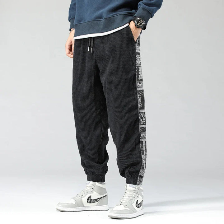 Lune London | Corduroy pants for men, patterned stripes - jogger style
