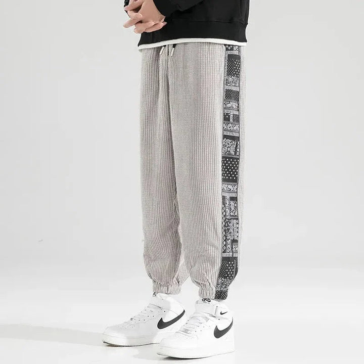 Lune London | Corduroy pants for men, patterned stripes - jogger style
