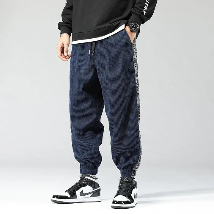 Lune London | Corduroy pants for men, patterned stripes - jogger style