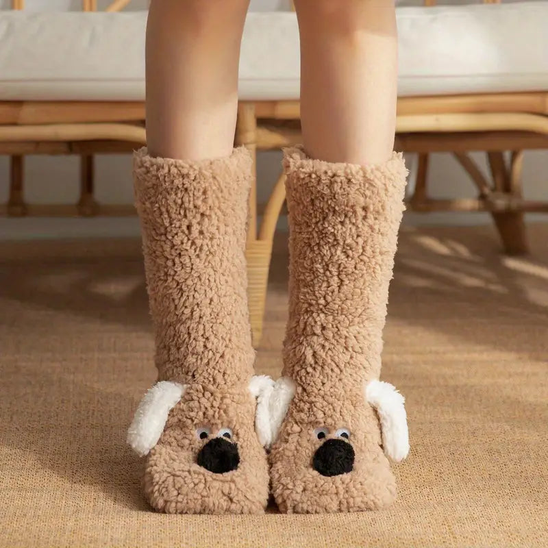 Lune London | Winter plush non-slip socks with animal pattern for kids and adults