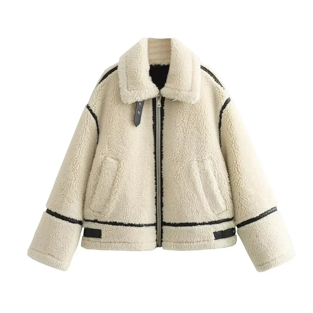 Lune London | Warm and soft Sherpa jacket with collar and zipper for winter