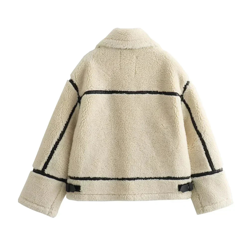 Lune London | Warm and soft Sherpa jacket with collar and zipper for winter