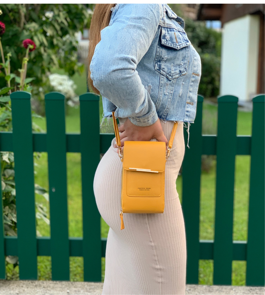 Lune London | The premium shoulder bag with touchscreen