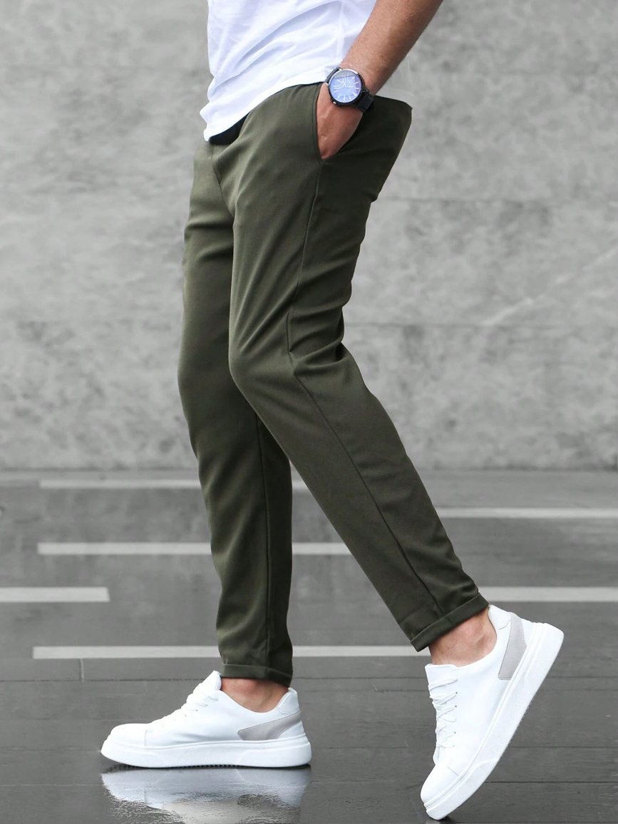 Chic Und Stil | Stretch Pants: Comfortable and Elegant for Men