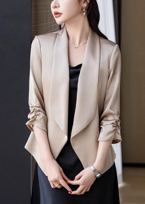 Lune London | Champagne Peter-Pan-Collier crumpled satin coats