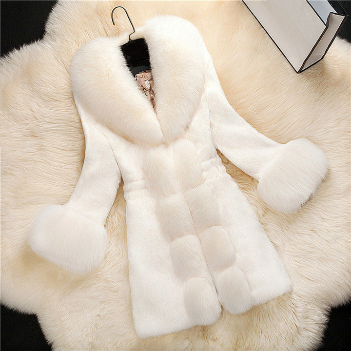 Lune London | Winter Long with Contrast Collar for Women Ideal for The Cold Season