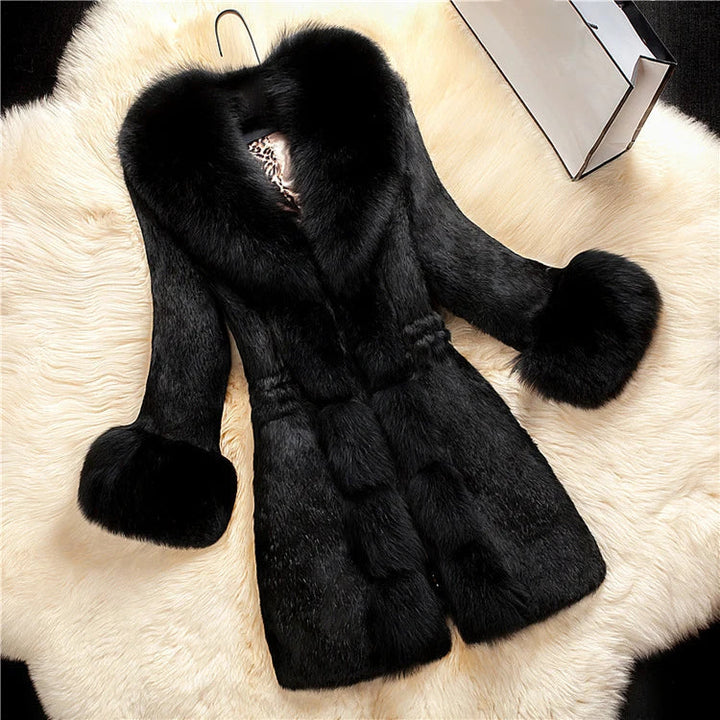 Lune London | Winter Long with Contrast Collar for Women Ideal for The Cold Season