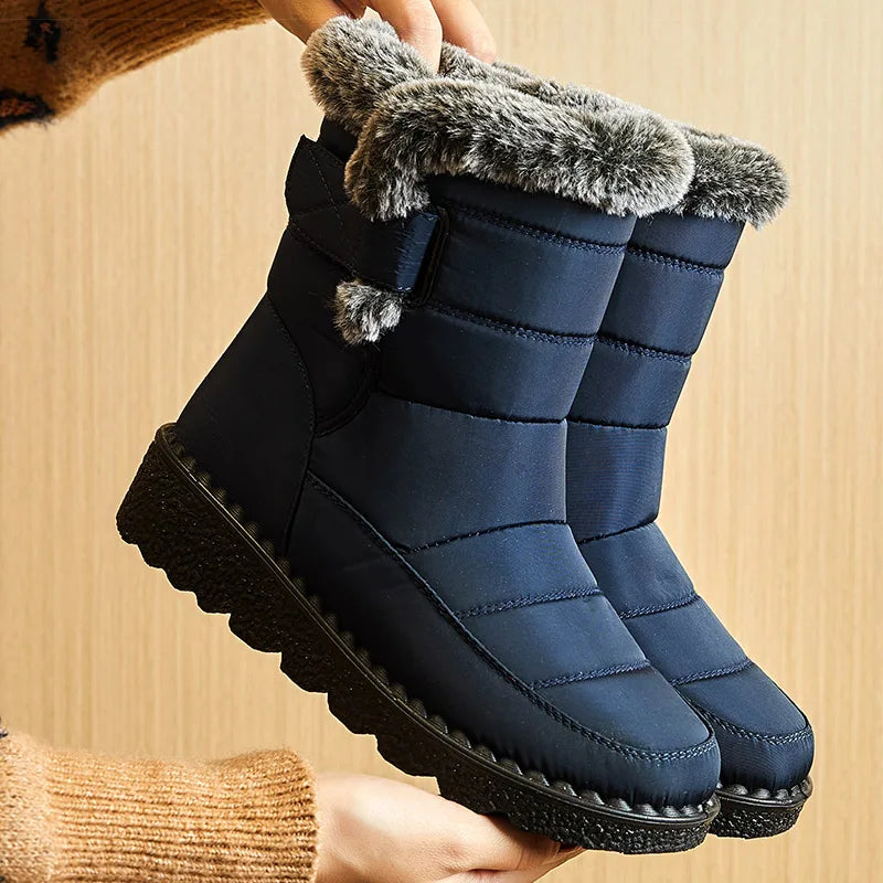 Lune London | Waterproof winter boots for women with fur lining, ankle height