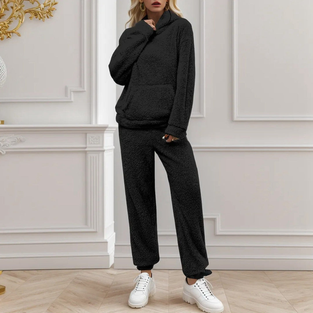 Lune London | Warm House Suit for Winter