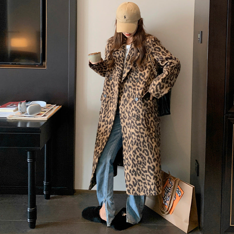 Lune London | Women's Long Winter Jacket with Leopard Pattern and Soft Warm Fabric