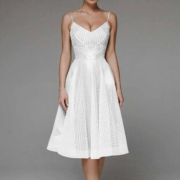 Lune London | Elegant Dress with Open Back