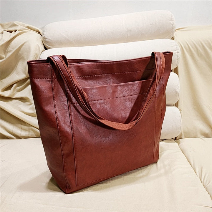 Chic Und Stil | A Bag That Lasts A Lifetime Sustainable and Elegant
