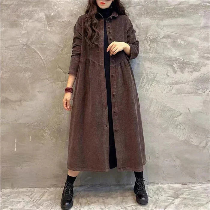 Lune London | Pocket coat: versatile coat with buttons and pockets