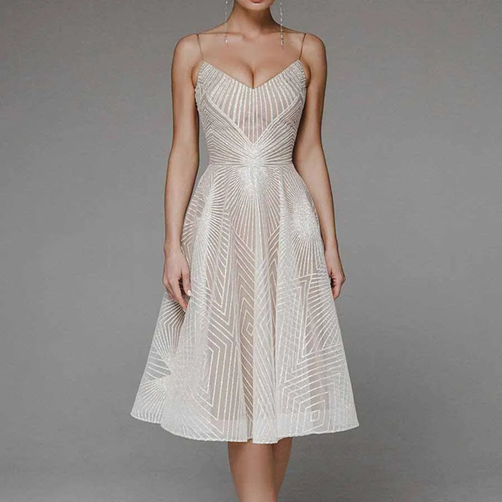 Lune London | Elegant Dress with Open Back