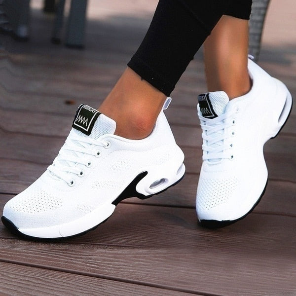 Lune London | The Most Comfortable Orthopedic Sneakers