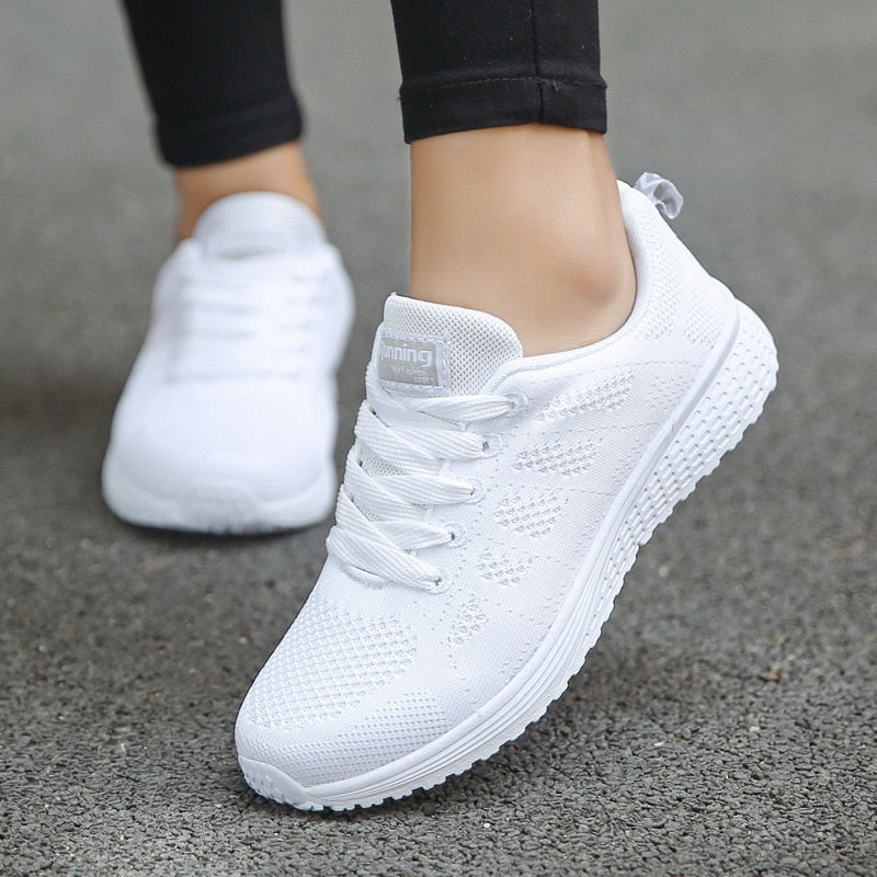 Lune London | Orthopedic Sports Shoes for A Pain-Free Life