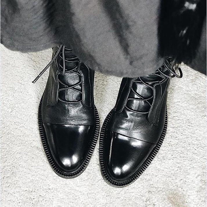 Lune London | Boots Classic Learning and Travel for Women